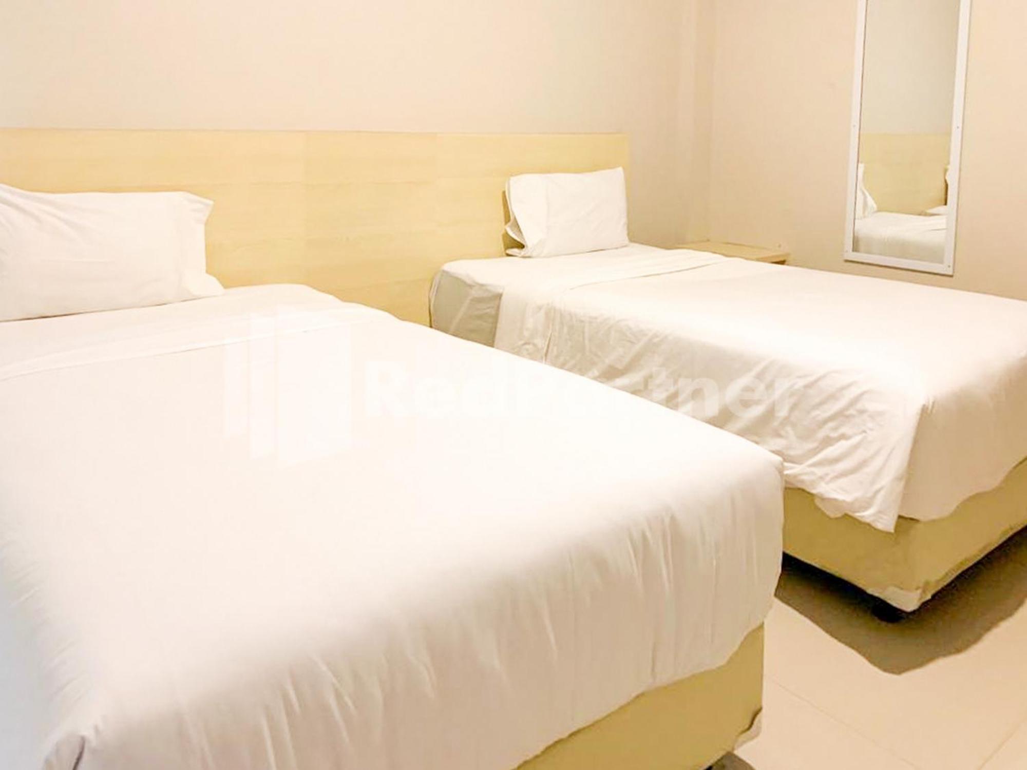 Hotel Andono Near Yia Mitra Reddoorz Temon Ngoại thất bức ảnh
