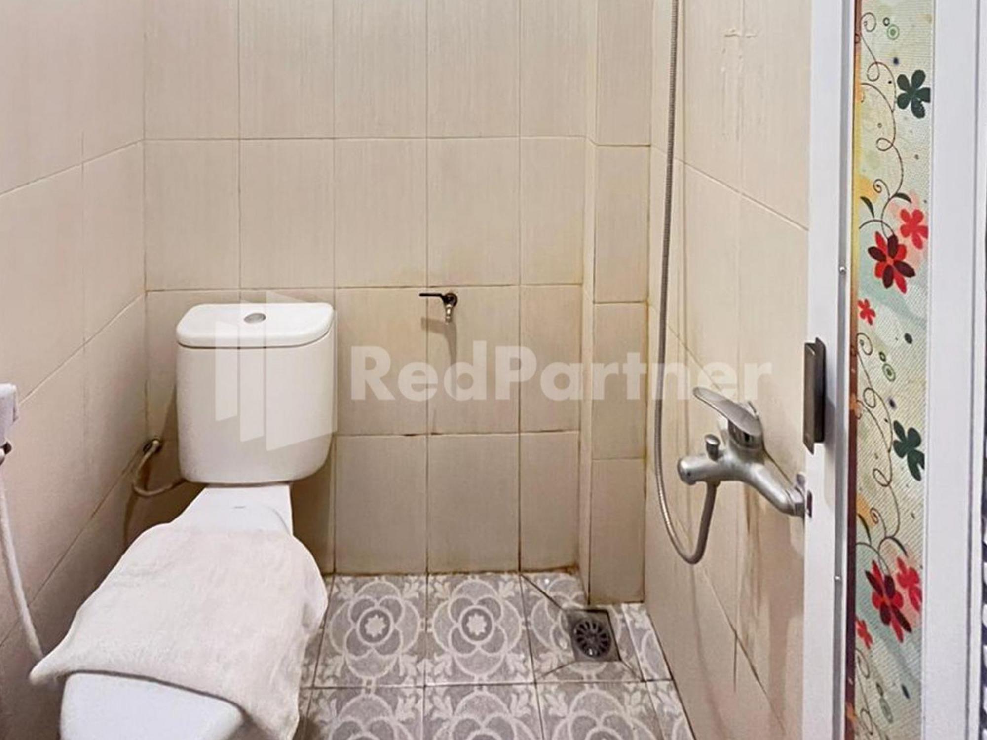 Hotel Andono Near Yia Mitra Reddoorz Temon Ngoại thất bức ảnh