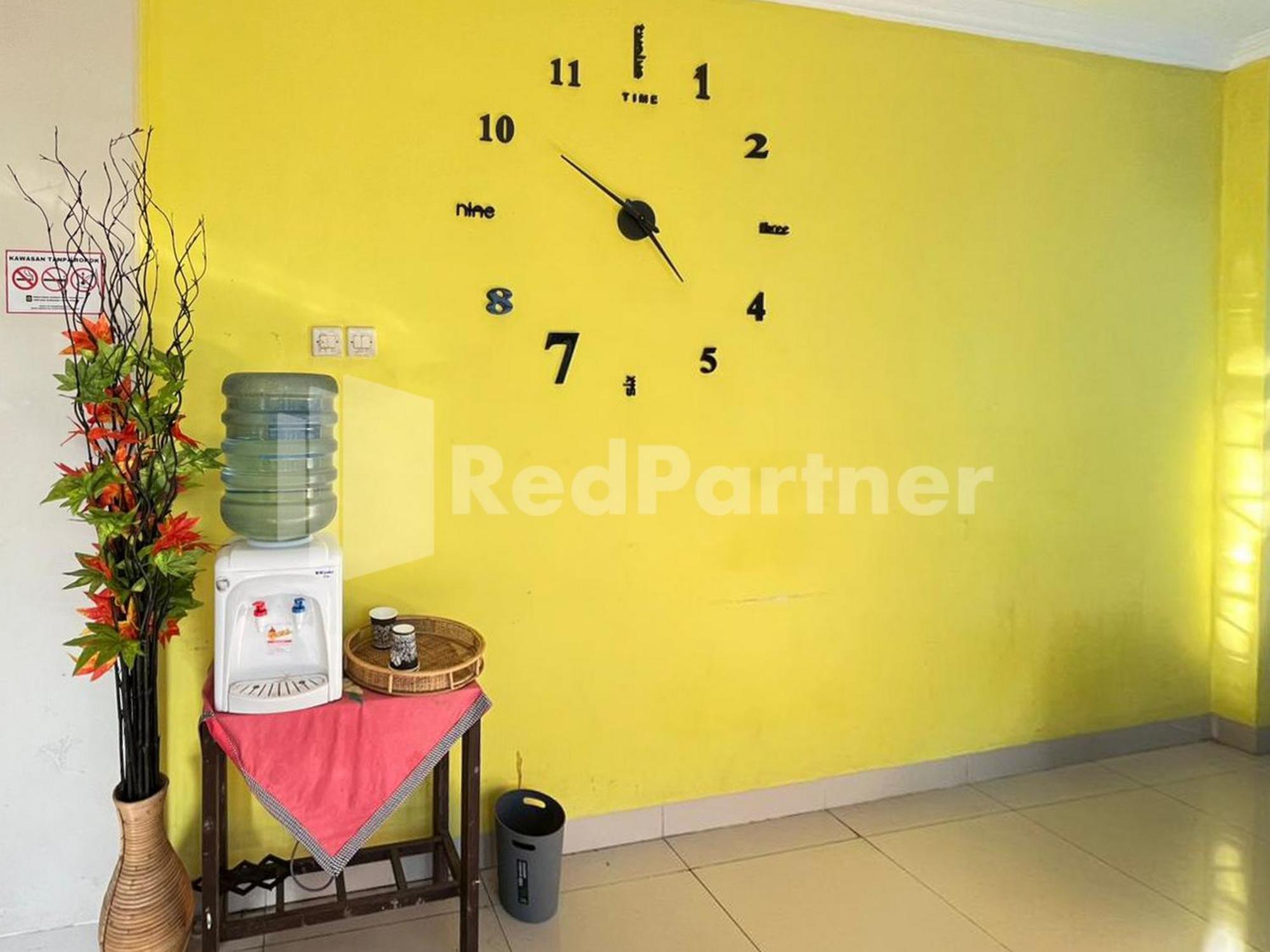 Hotel Andono Near Yia Mitra Reddoorz Temon Ngoại thất bức ảnh