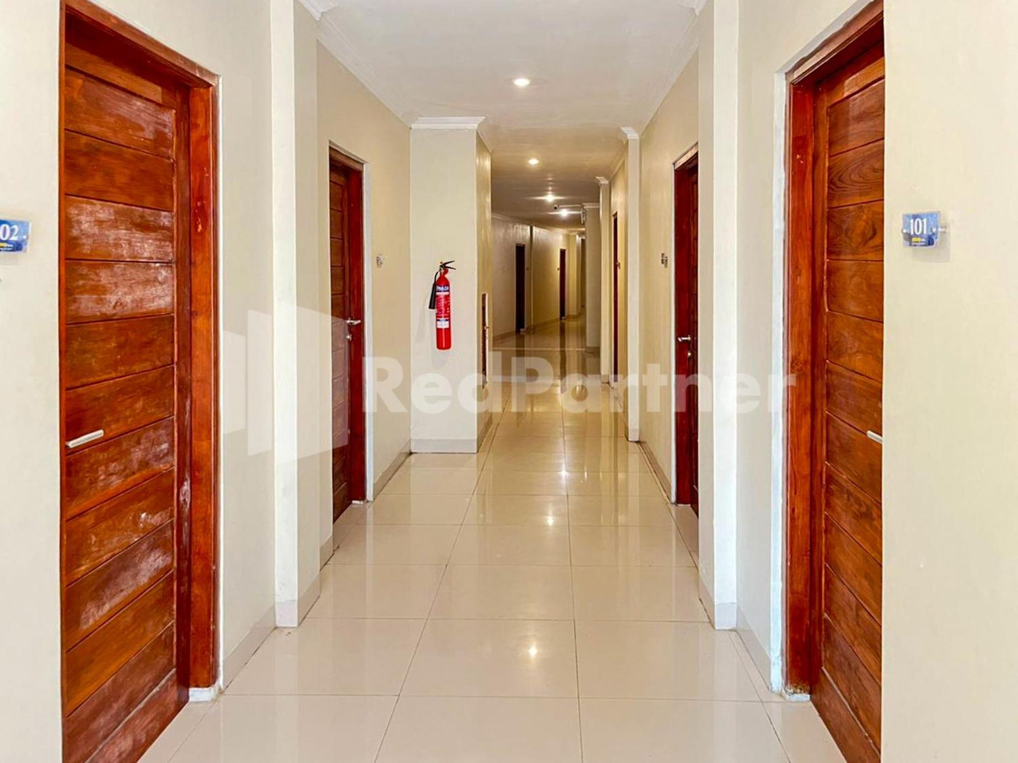 Hotel Andono Near Yia Mitra Reddoorz Temon Ngoại thất bức ảnh